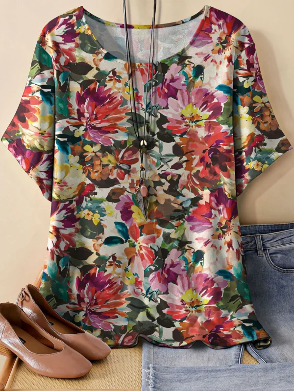 Bold Multicolor Casual Tee for Everyday Wear