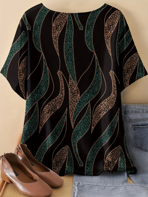 Bold Multicolor Casual Tee for Everyday Wear - Image 3