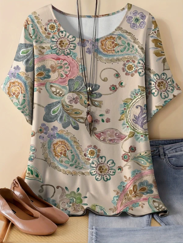Bold Multicolor Casual Tee for Everyday Wear