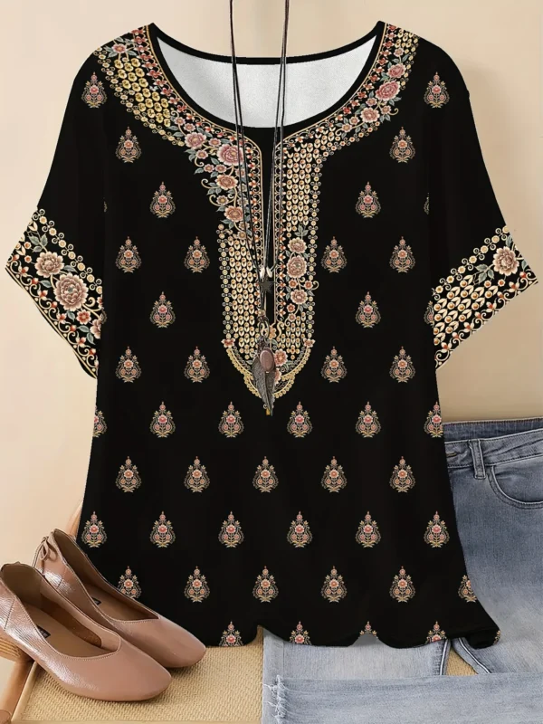 Bold Multicolor Casual Tee for Everyday Wear