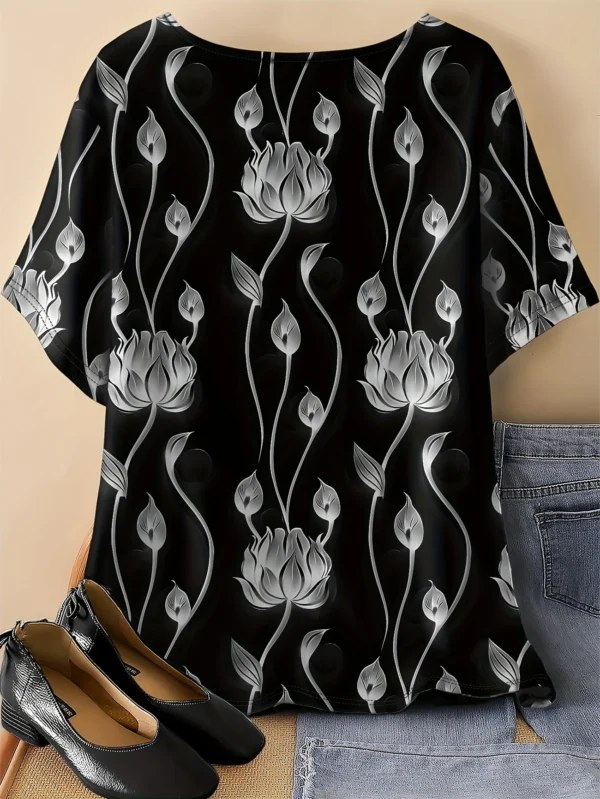 Bold Multicolor Casual Tee for Everyday Wear - Image 2