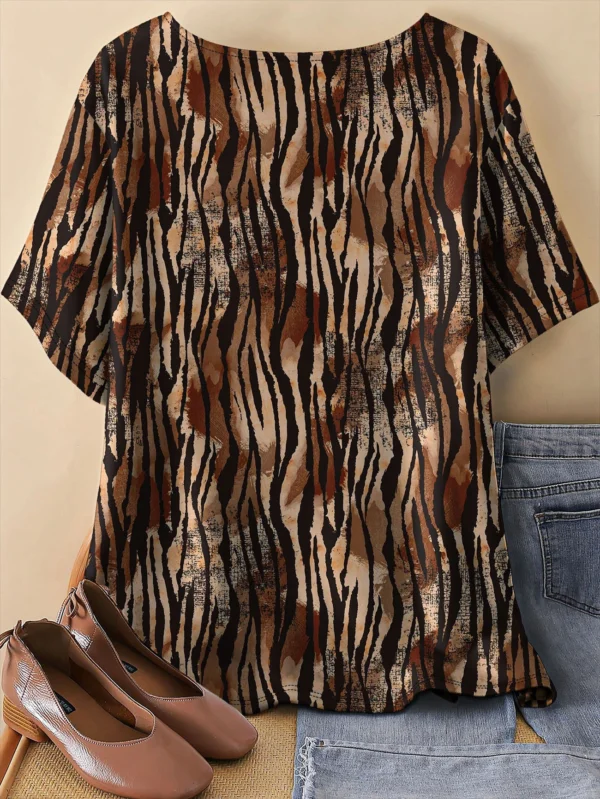 Bold Multicolor Casual Tee for Everyday Wear - Image 2