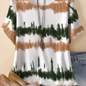 Bold Multicolor Casual Tee for Everyday Wear