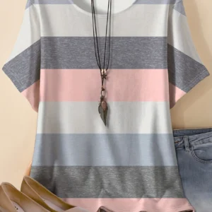 Bold Multicolor Casual Tee for Everyday Wear