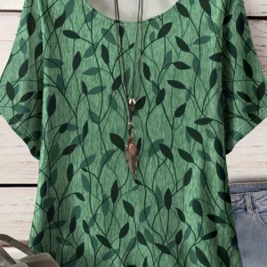 Bold Multicolor Casual Tee for Everyday Wear